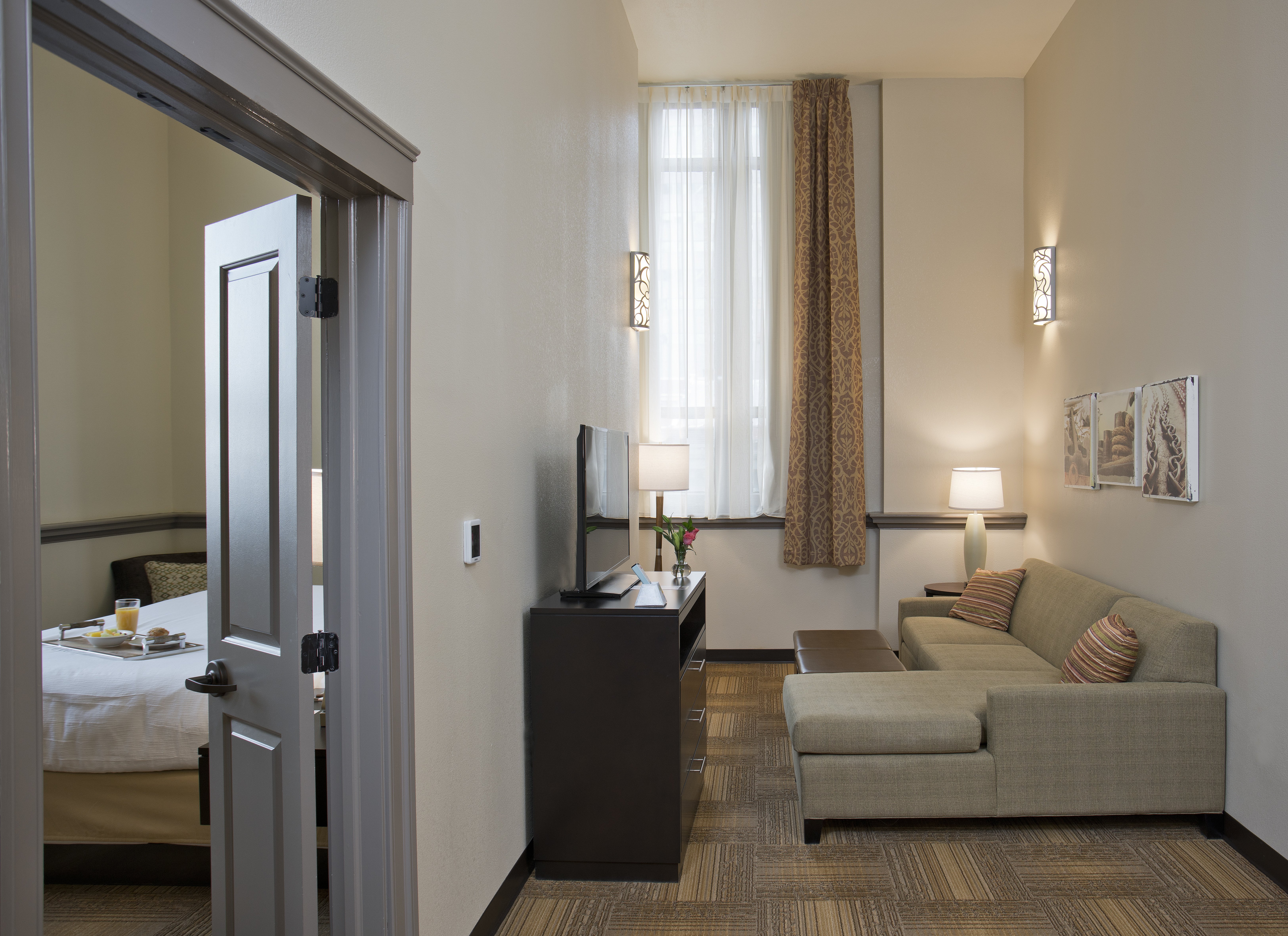 staybridge suites baltimore inner harbor by ihg