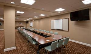 staybridge suites baltimore inner harbor by ihg