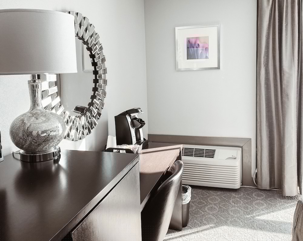 crowne plaza chicago sw burr ridge by ihg