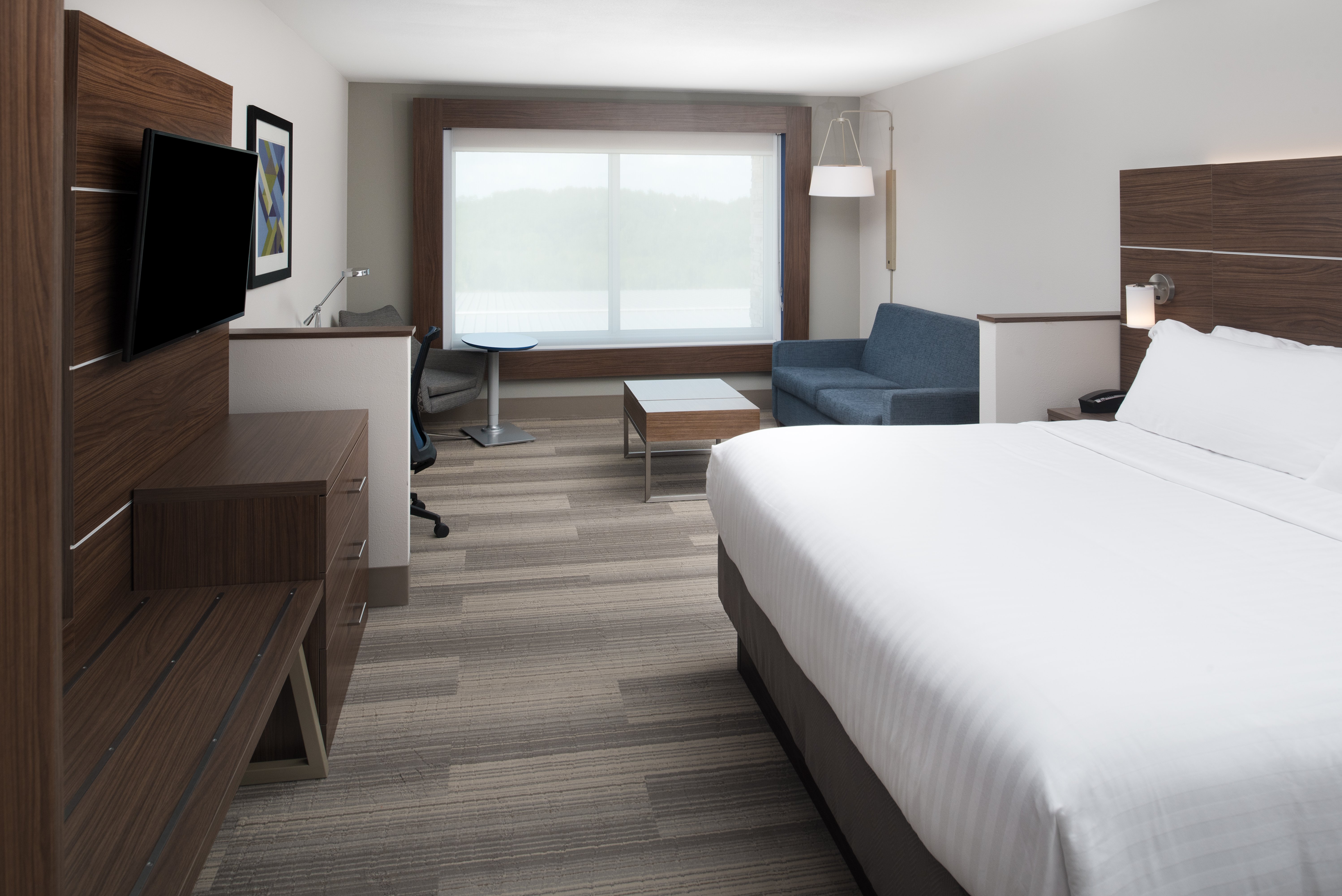 holiday inn express and suites kingdom city by ihg