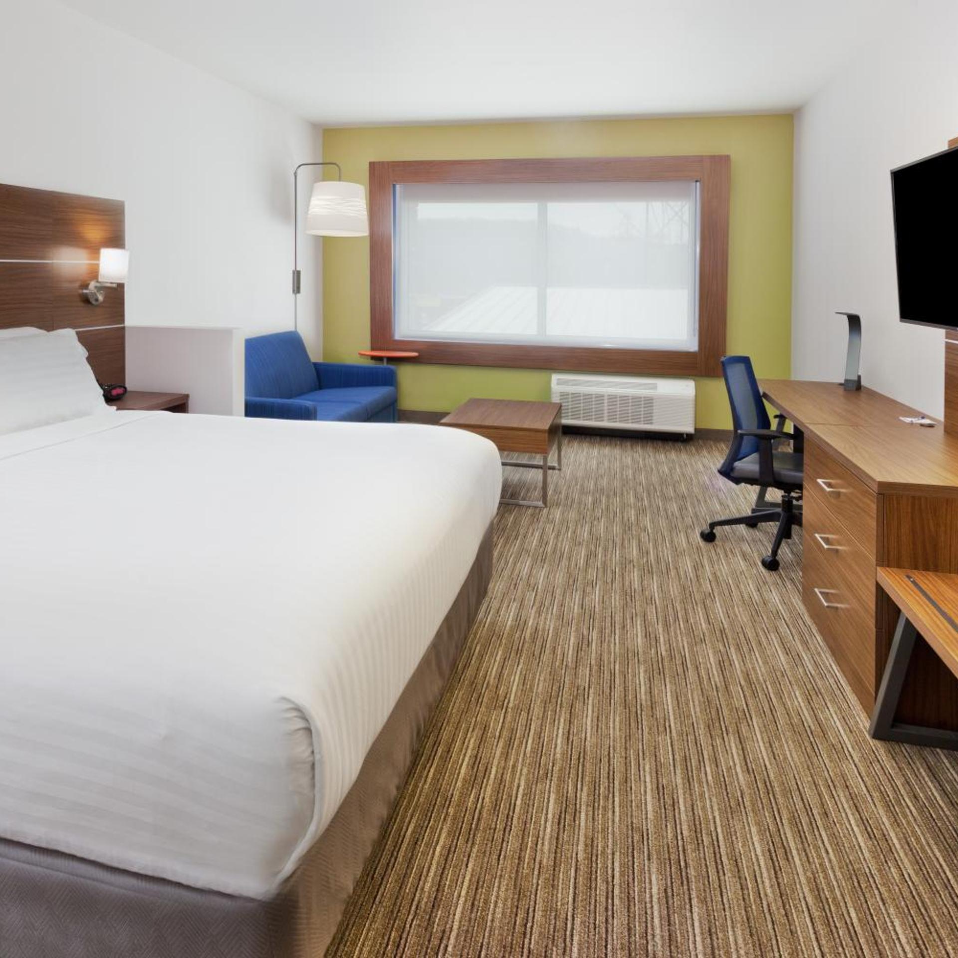 holiday inn express and suites cartersville by ihg
