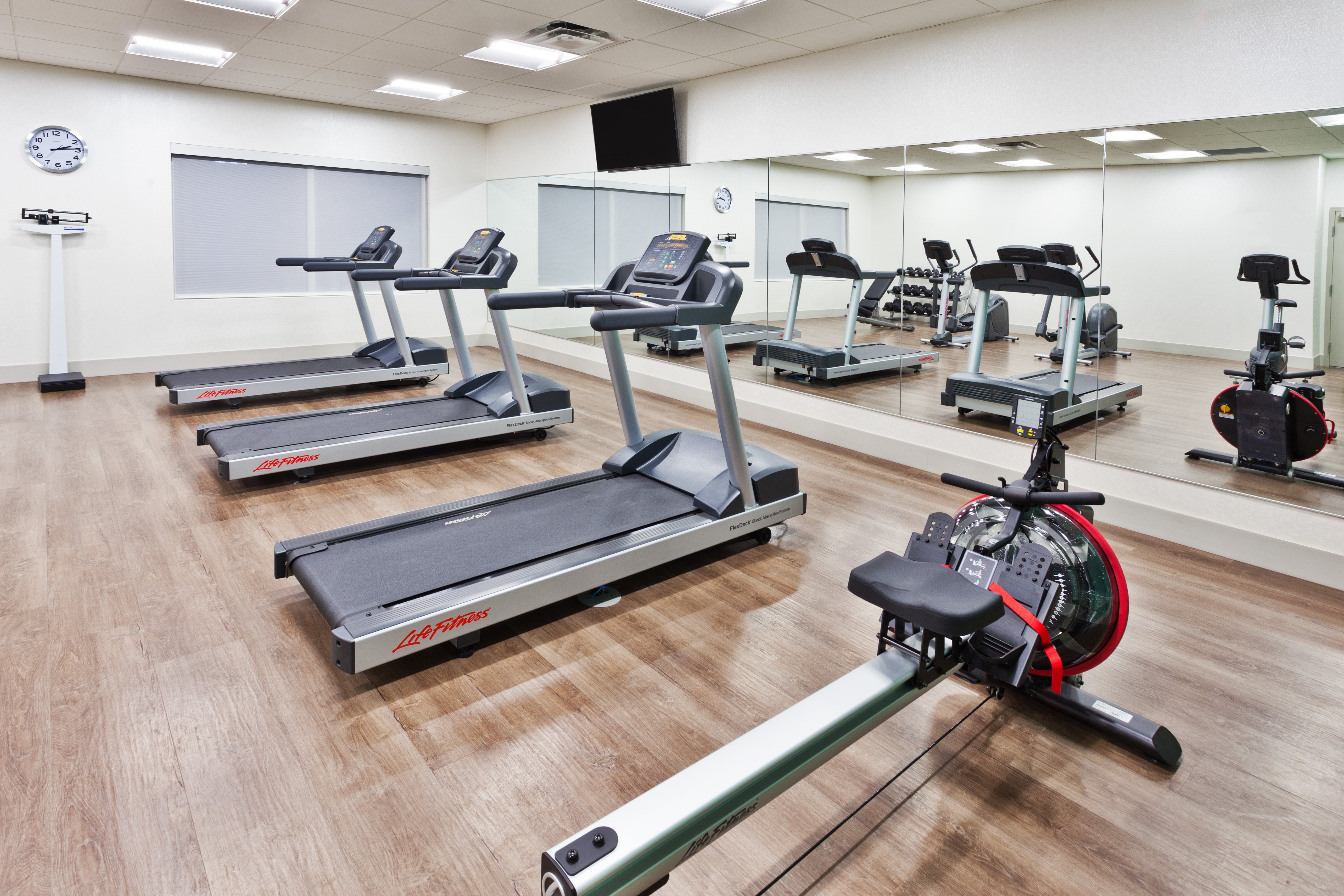holiday inn express and suites cartersville by ihg