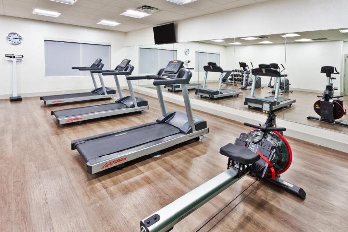 holiday inn express and suites cartersville by ihg