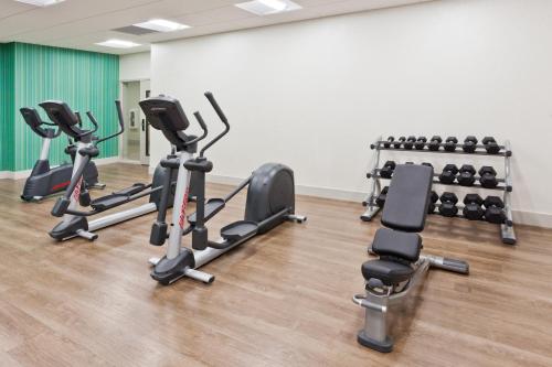 holiday inn express and suites cartersville by ihg