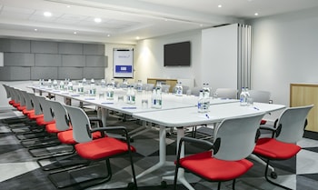 holiday inn express dublin city centre by ihg