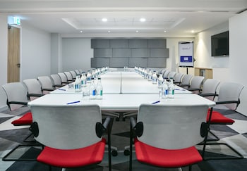 holiday inn express dublin city centre by ihg