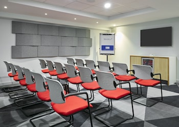 holiday inn express dublin city centre by ihg