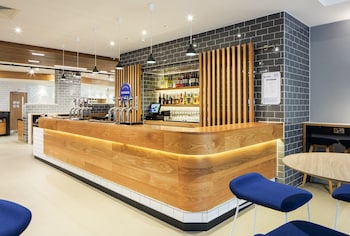 holiday inn express dublin city centre by ihg