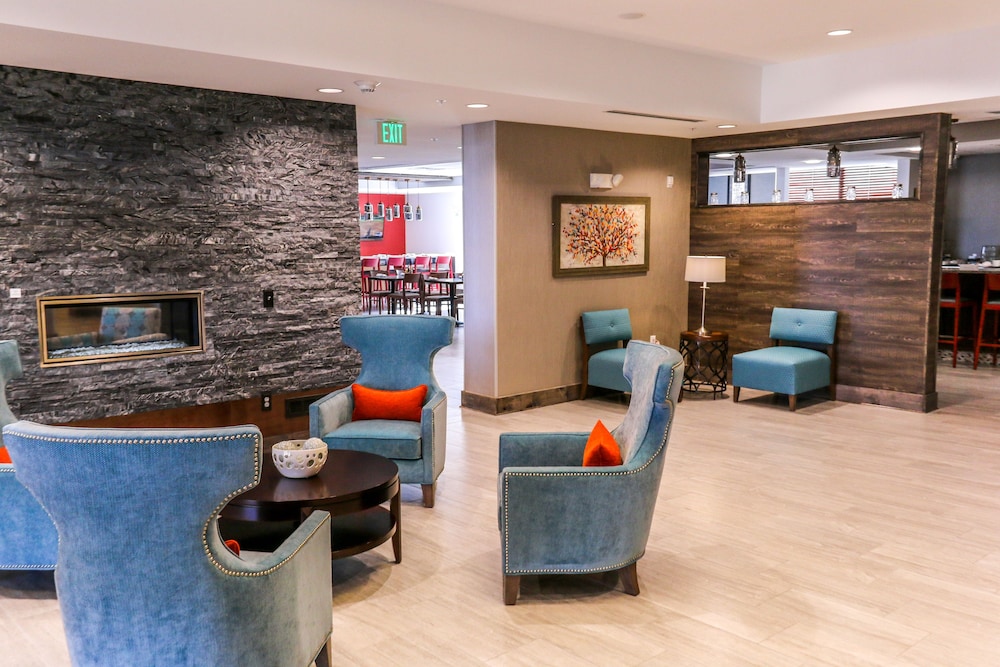 holiday inn and suites denver tech center centennial by ihg