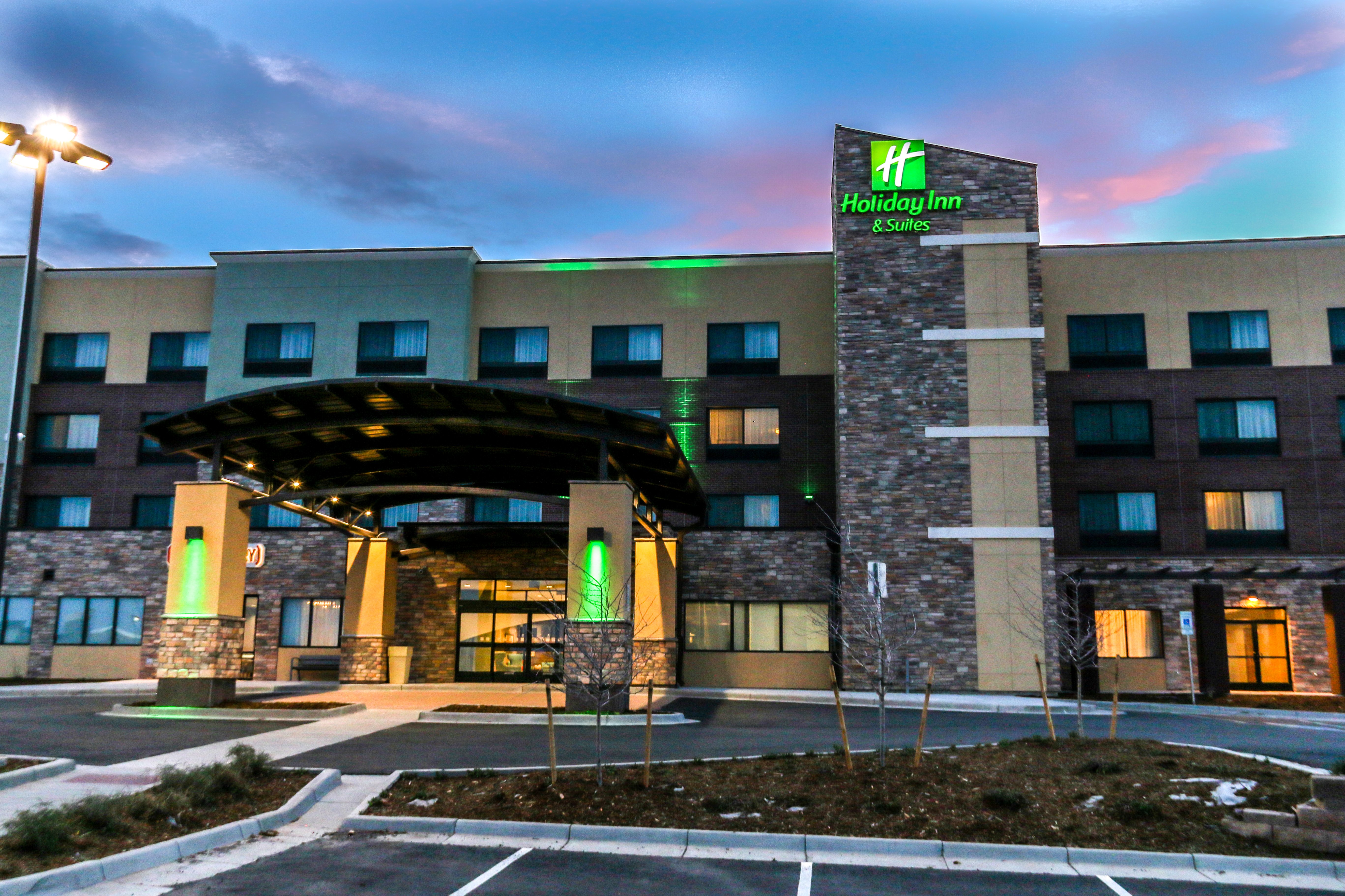 holiday inn and suites denver tech center centennial by ihg