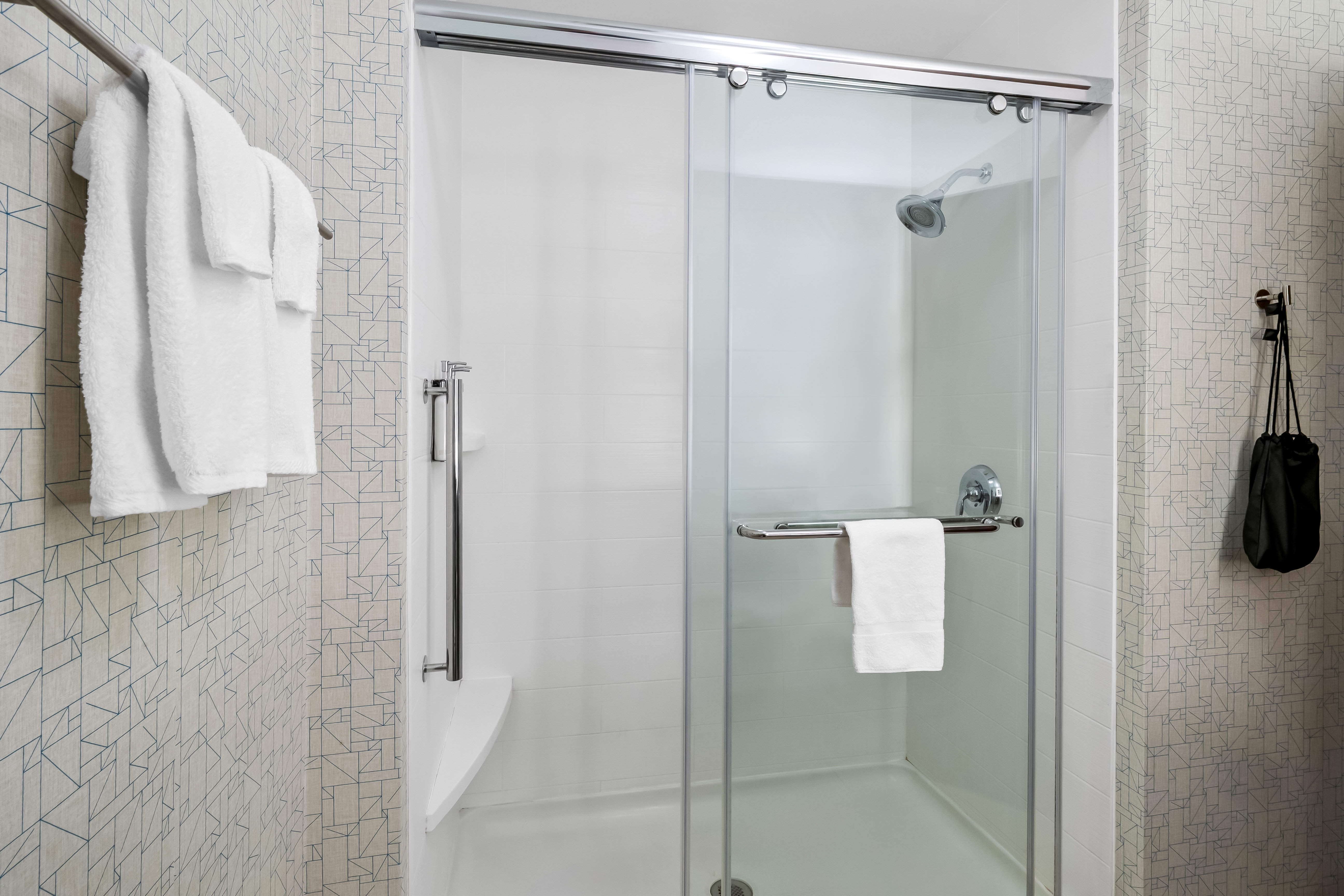 holiday inn express and suites detroit northwest livonia