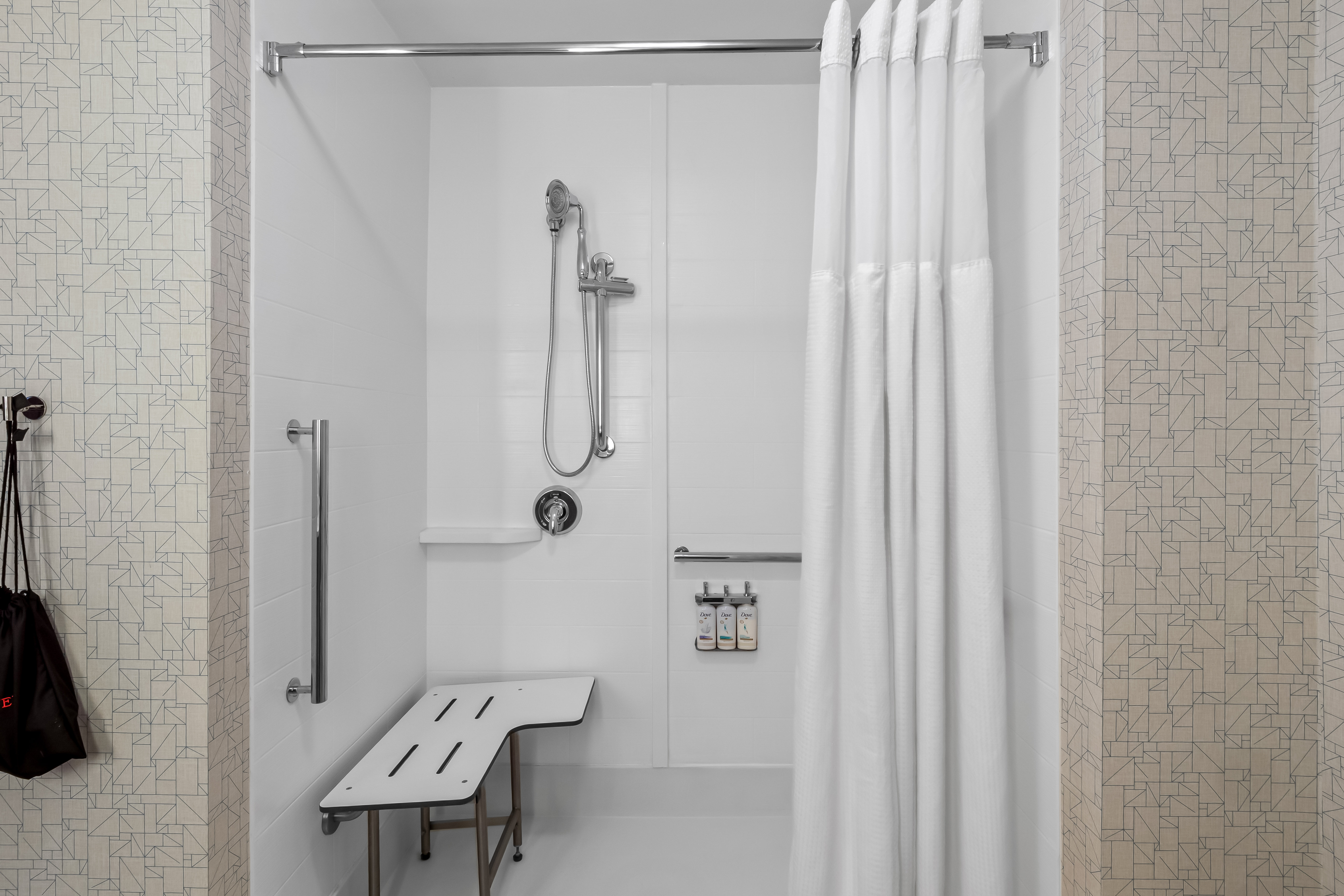 holiday inn express and suites detroit northwest livonia