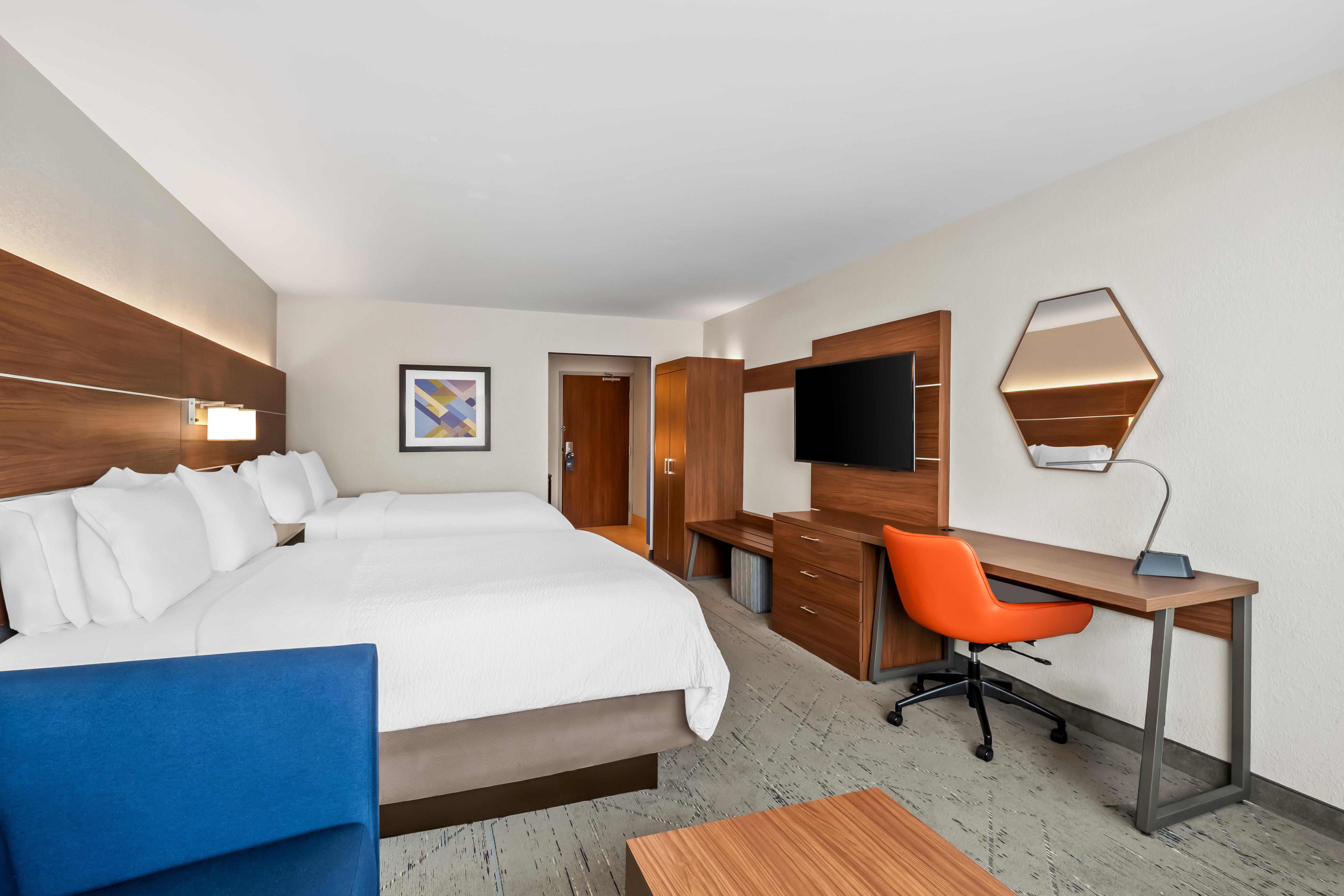 holiday inn express and suites detroit northwest livonia