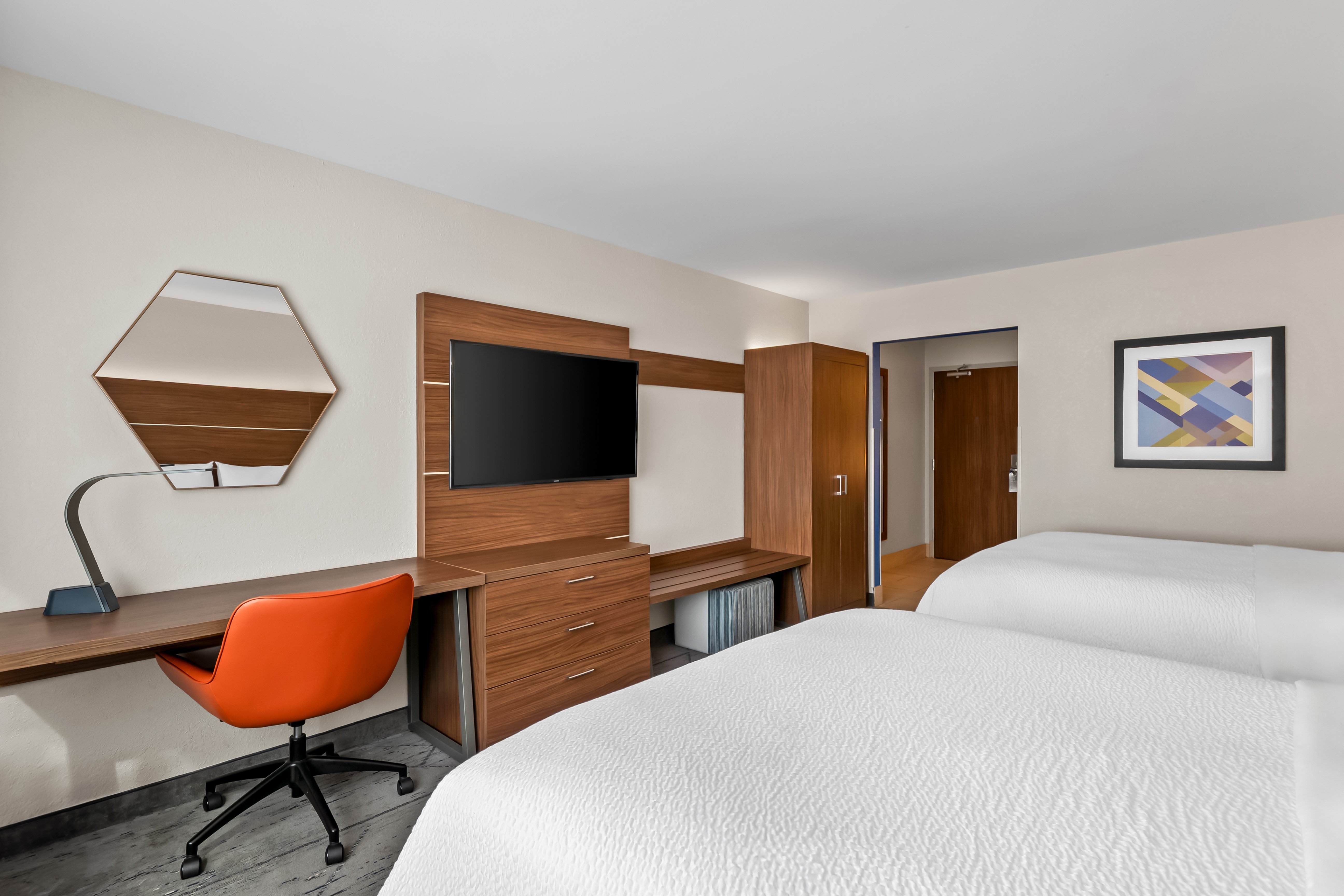 holiday inn express and suites detroit northwest livonia