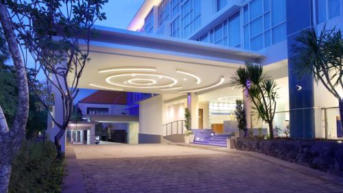 holiday inn express baruna bali by ihg