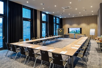 holiday inn frankfurt airport by ihg