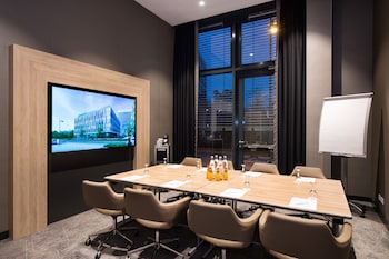 holiday inn frankfurt airport by ihg