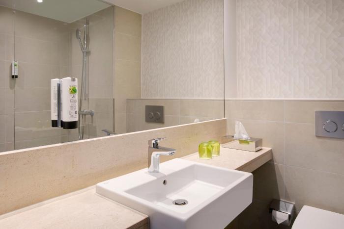 holiday inn frankfurt airport by ihg