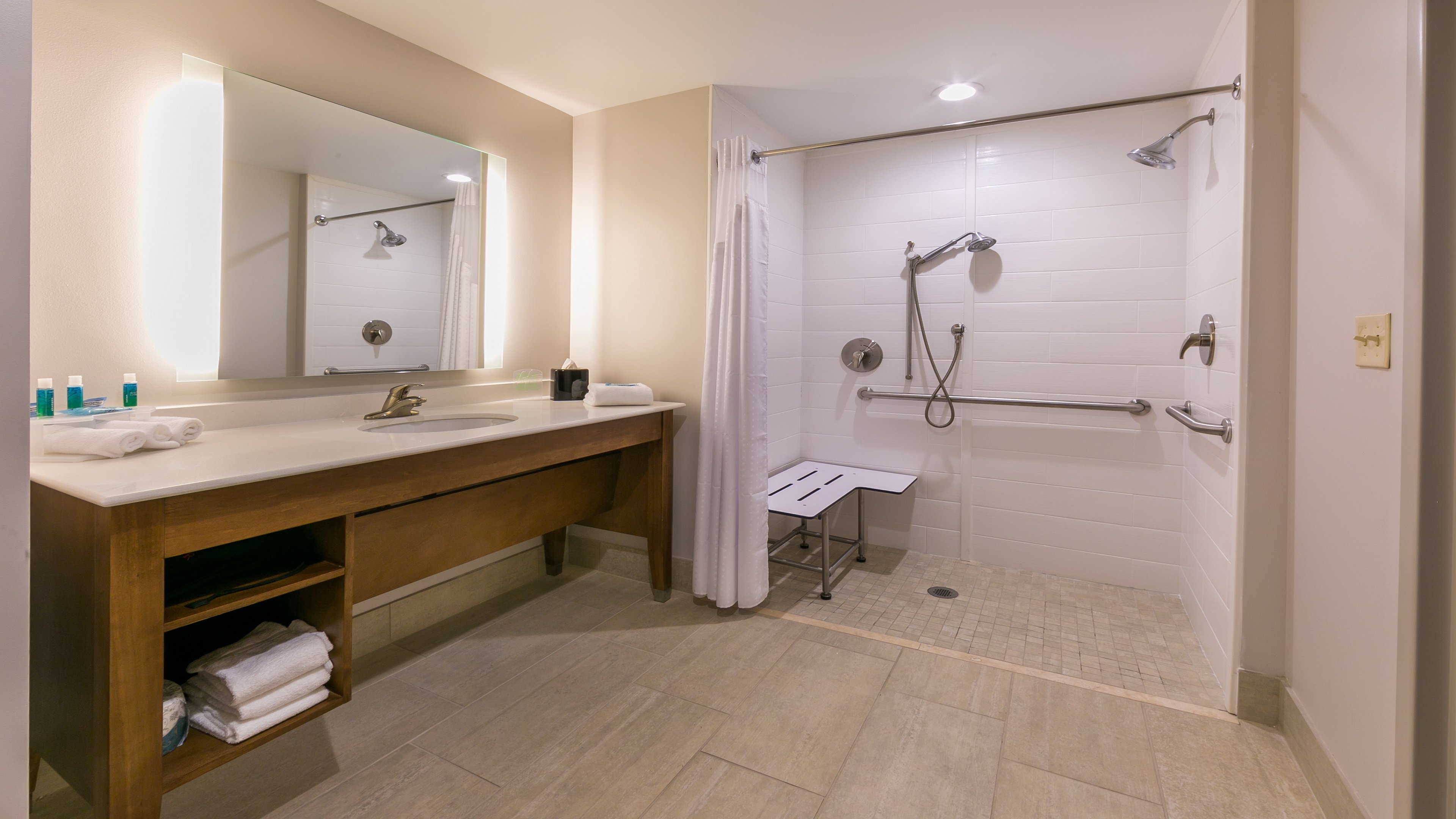 holiday inn express gatlinburg downtown by ihg