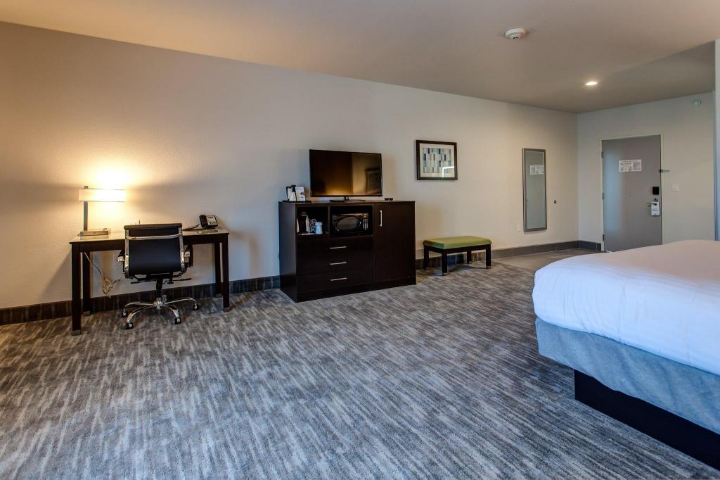 holiday inn express suites gatesville n ft hood