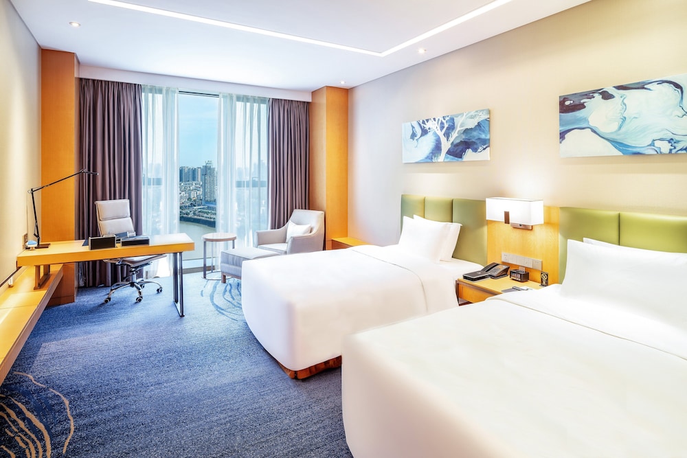 holiday inn neijiang riverside by ihg