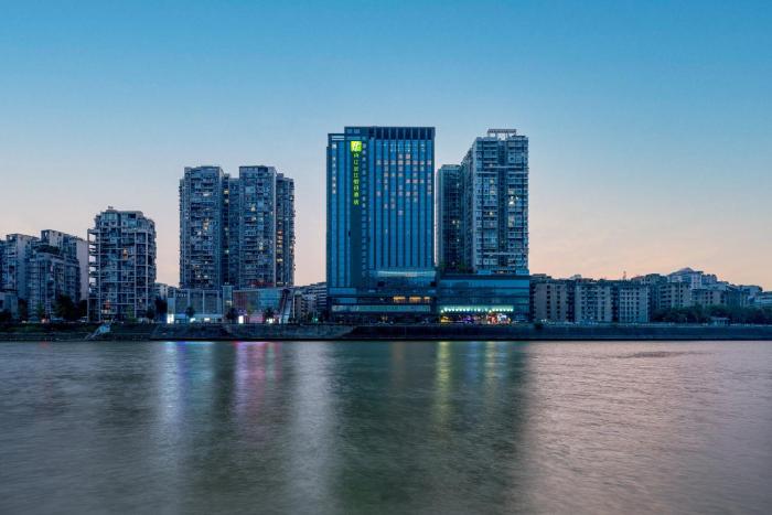 holiday inn neijiang riverside by ihg
