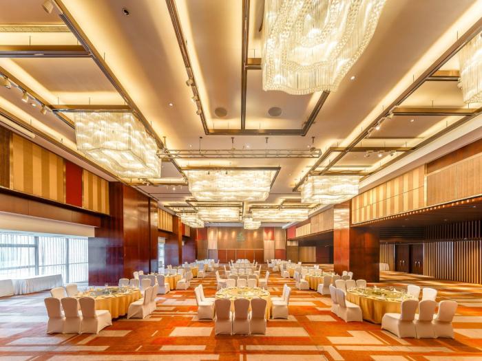 holiday inn neijiang riverside by ihg
