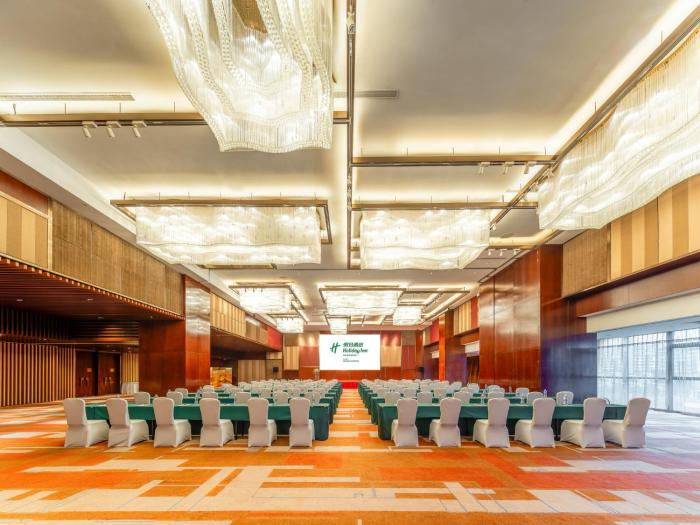 holiday inn neijiang riverside by ihg