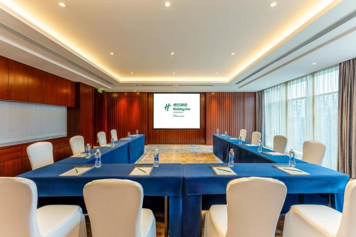 holiday inn neijiang riverside by ihg