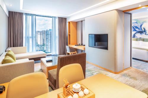 holiday inn neijiang riverside by ihg