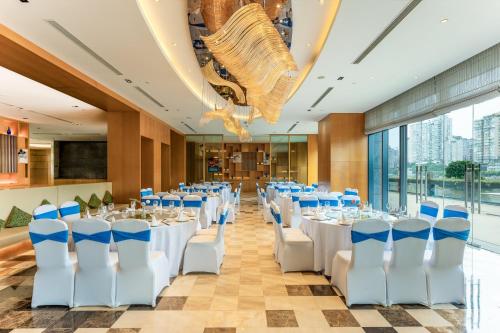 holiday inn neijiang riverside by ihg
