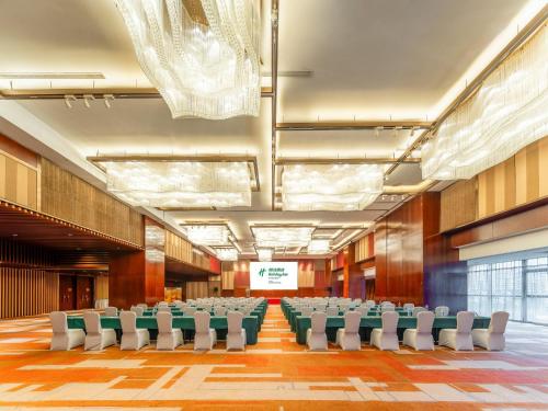 holiday inn neijiang riverside by ihg