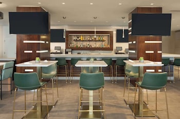 doubletree by hilton miami north i 95