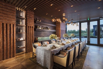 Intercontinental Nantong By Ihg,Jiangsu>>Nantong,5 star