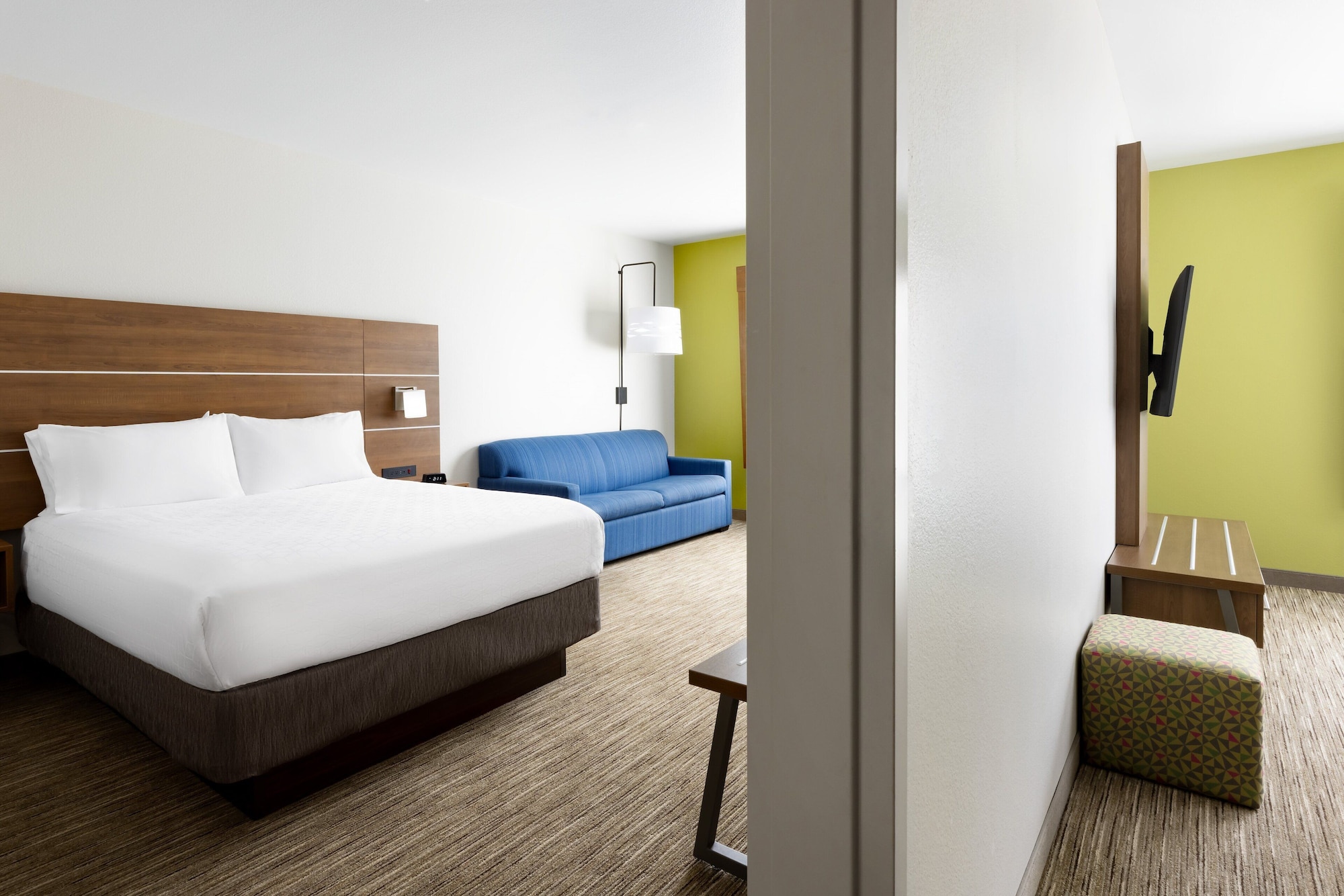 holiday inn express and suites oakhurst yosemite park area