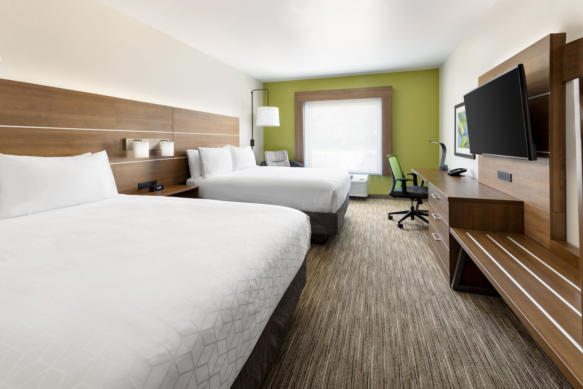 holiday inn express and suites oakhurst yosemite park area