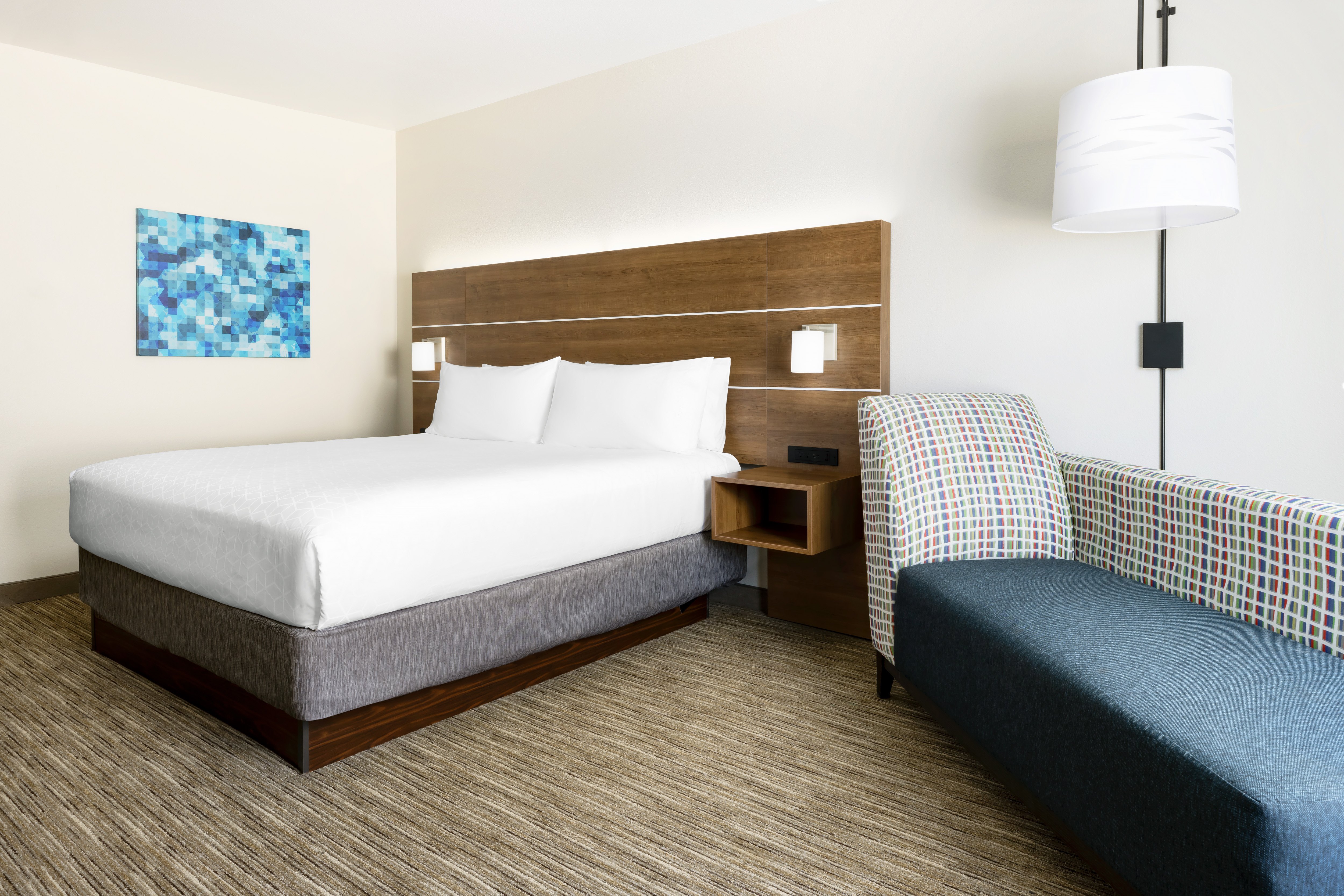 holiday inn express and suites oakhurst yosemite park area