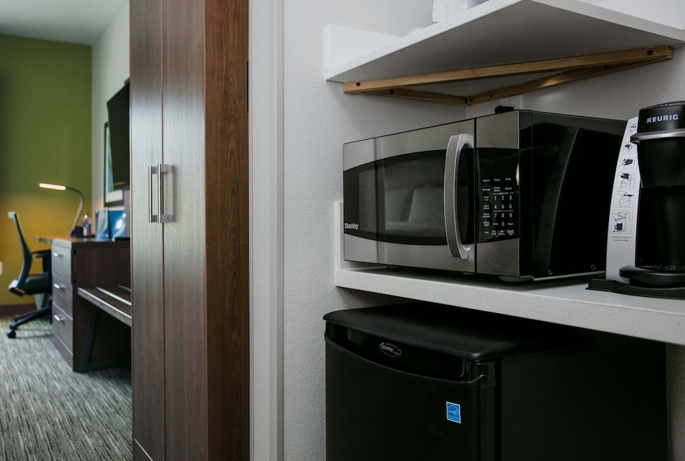holiday inn express and suites oakhurst yosemite park area