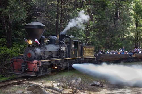 holiday inn express and suites oakhurst yosemite park area
