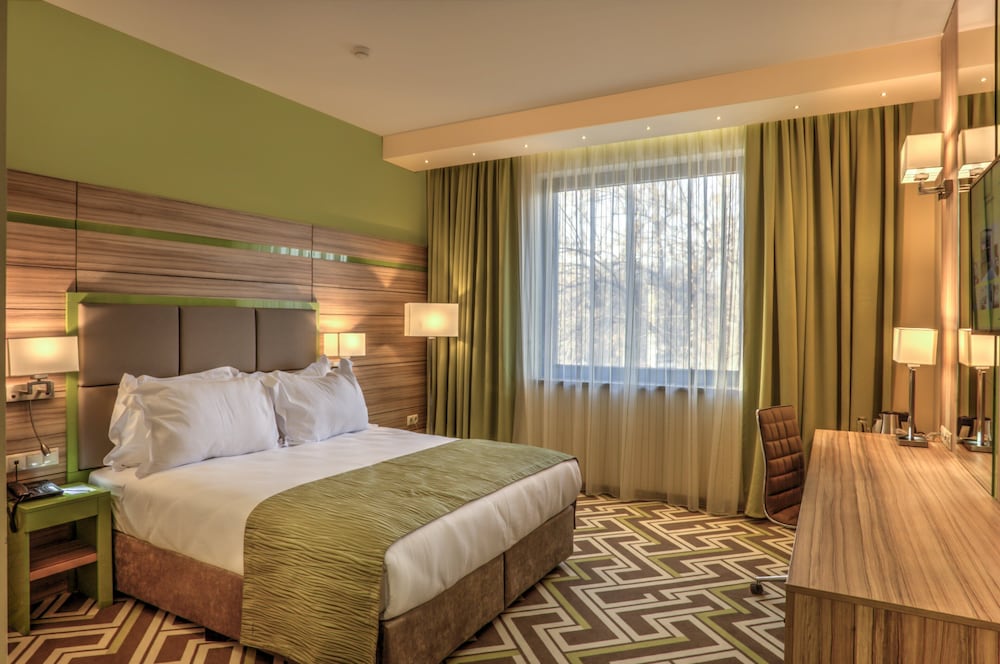holiday inn plovdiv by ihg