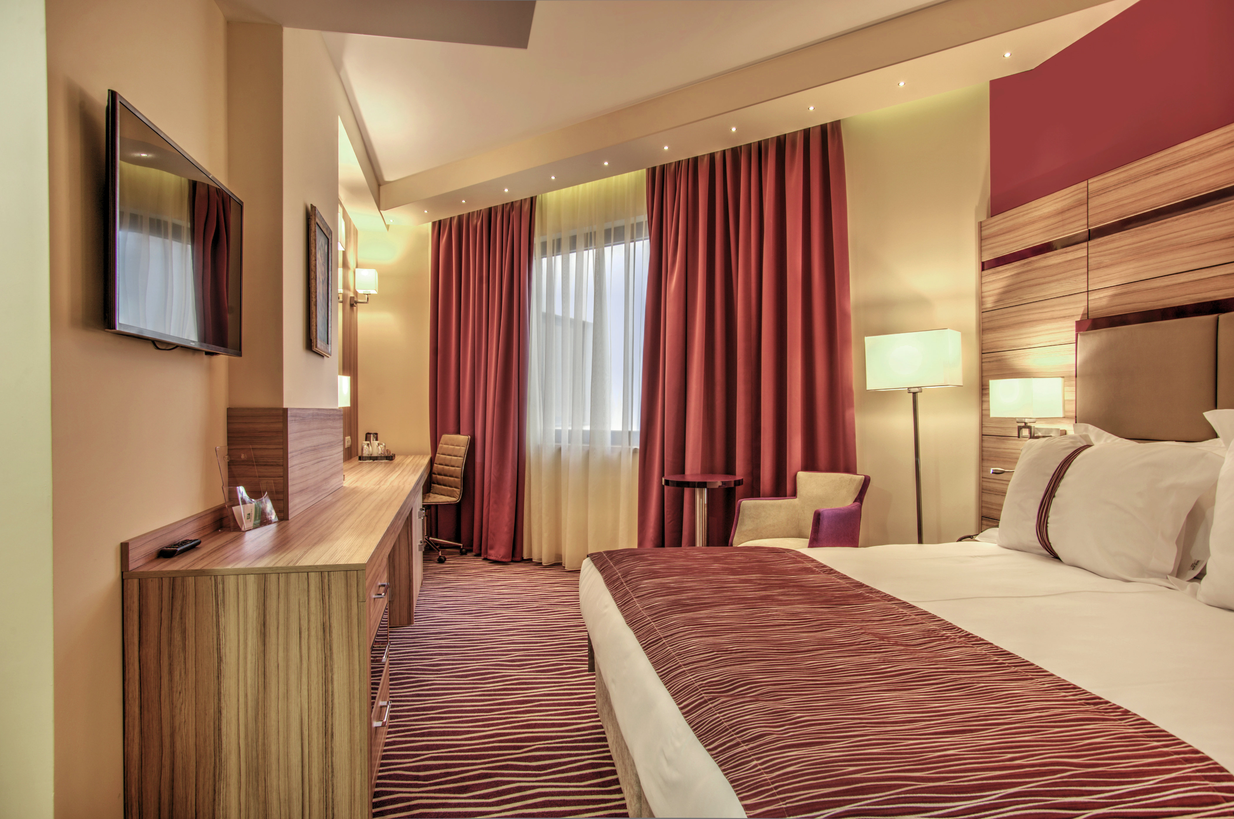holiday inn plovdiv by ihg