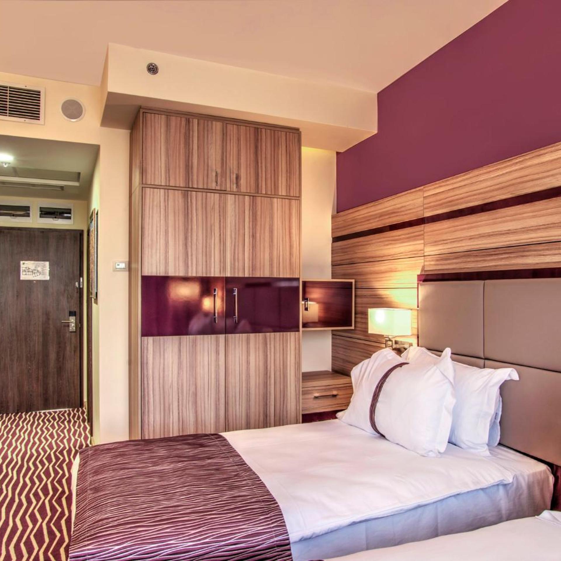 holiday inn plovdiv by ihg