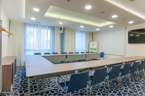 holiday inn plovdiv by ihg