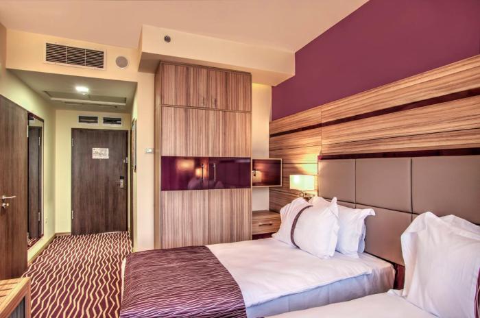 holiday inn plovdiv by ihg