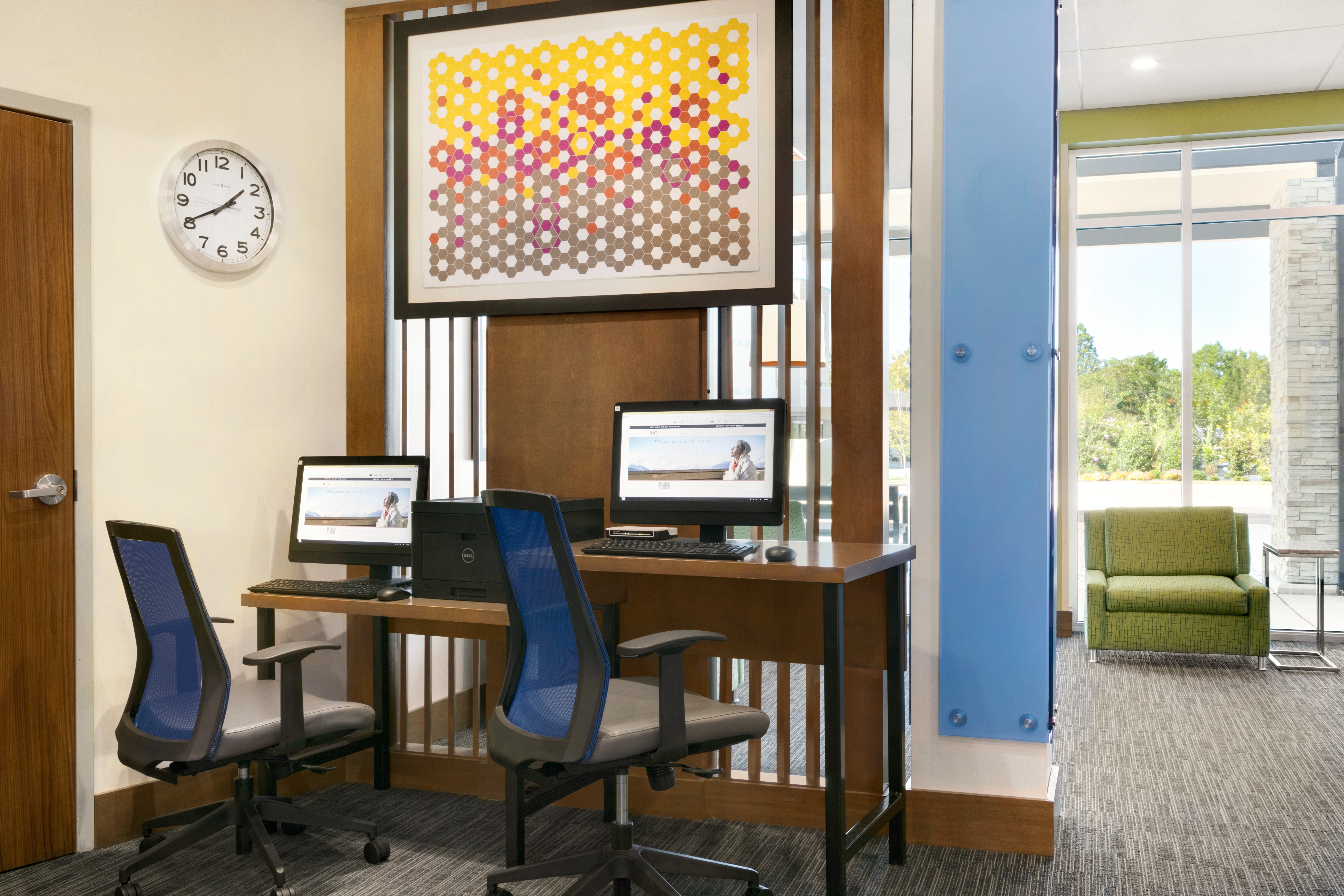 holiday inn express and suites salisbury by ihg