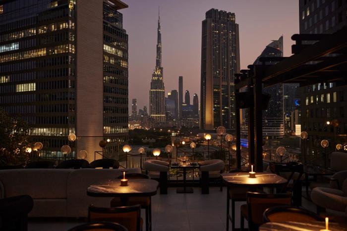 four seasons hotel dubai international financial centre
