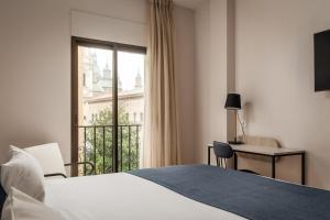 Hotel Don Jaime 54,Near Plaza Del Pilar,4 star