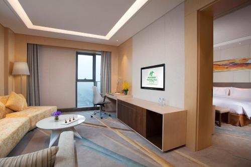 holiday inn suzhou huirong plaza by ihg