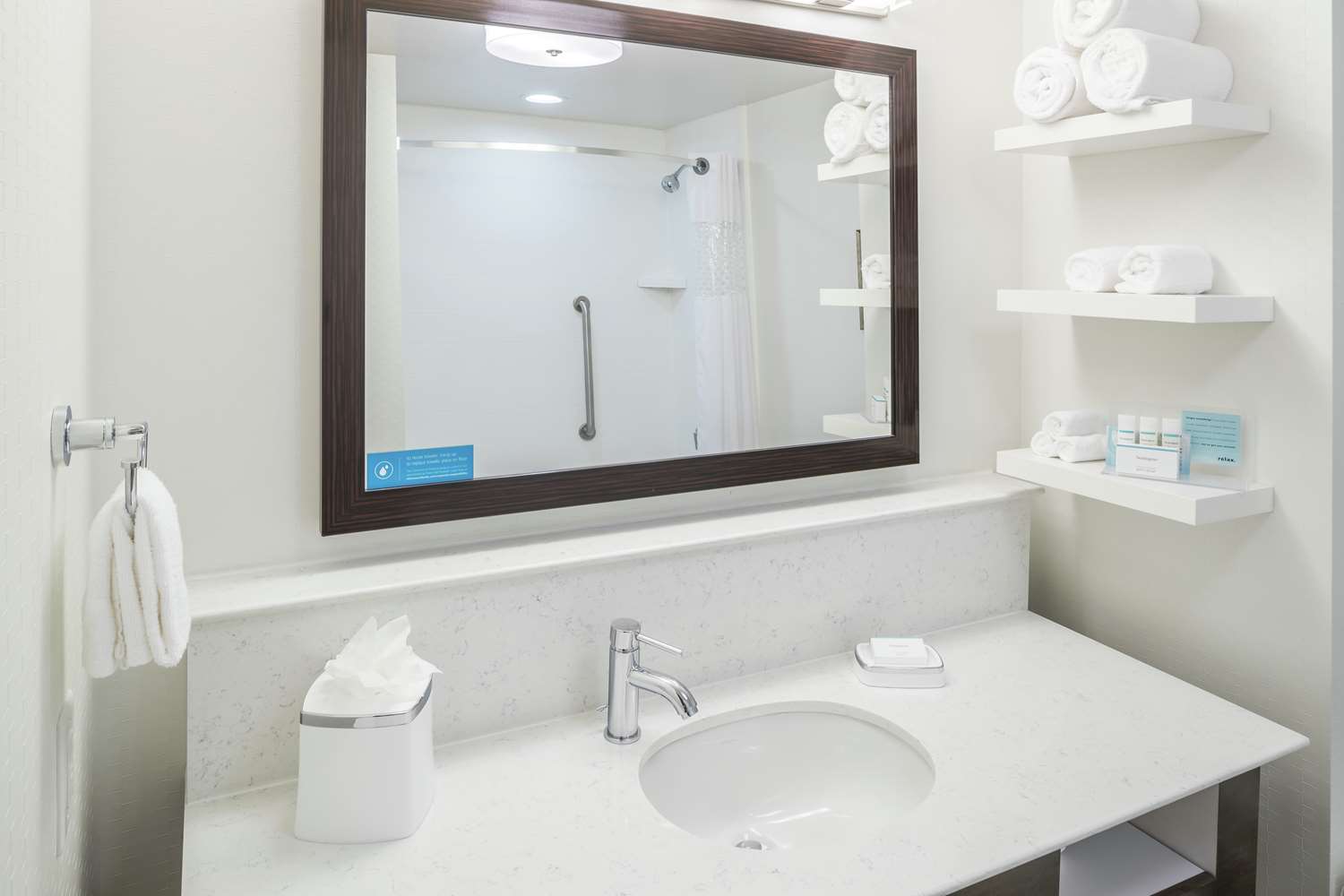 hampton inn and suites by hilton atlanta perimeter dunwoody