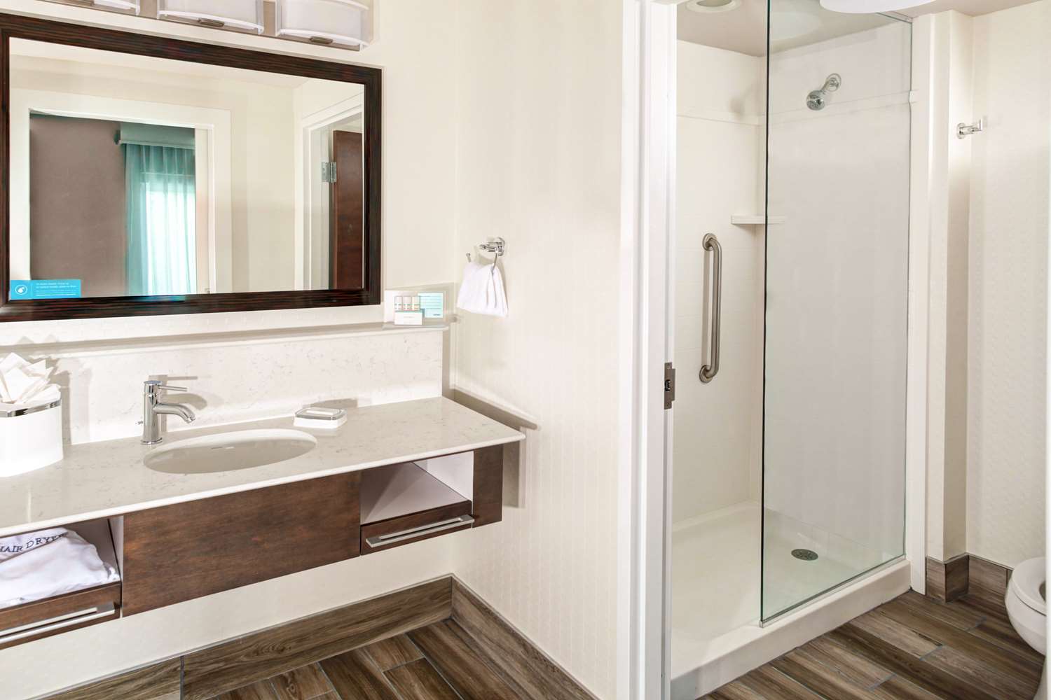 hampton inn and suites by hilton atlanta perimeter dunwoody